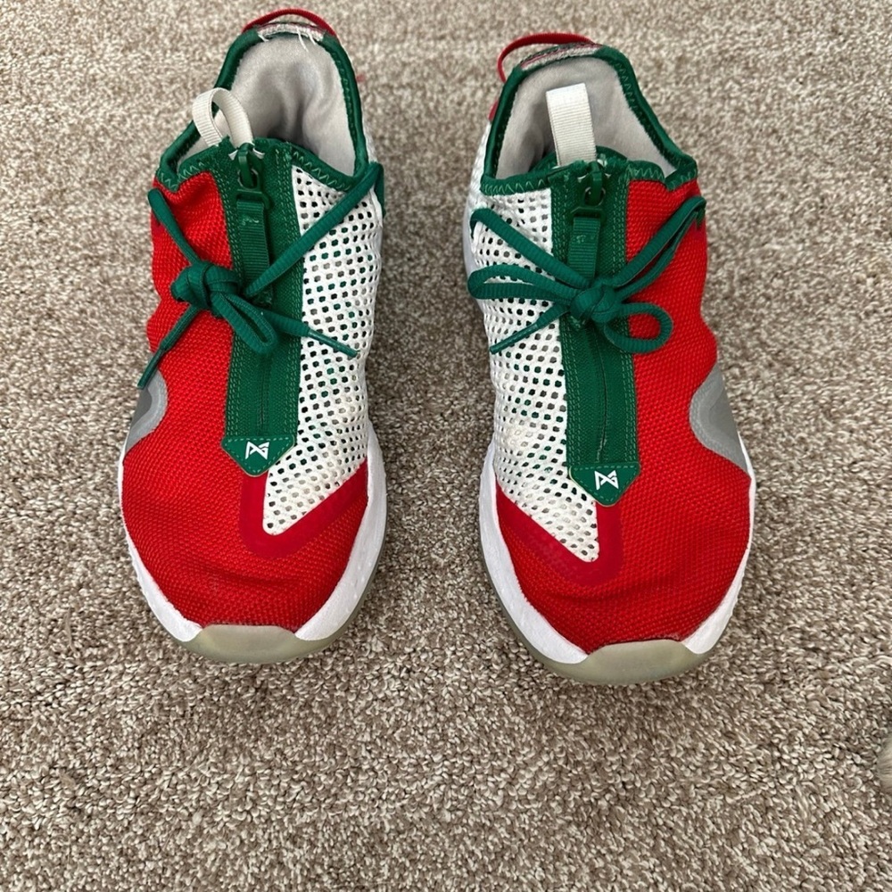 Size 8.5 - Nike PG 4 Christmas - CD5079-602